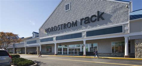 Nordstrom rack annapolis - Oct 29, 2022 · The store is located in the city of Annapolis, Maryland, and is one of the many Nordstrom Rack stores located across the United States. Nordstrom Rack Annapolis offers a wide variety of Nordstrom clothing and accessories for men, women, and children, and is a great place to find discounts on Nordstrom merchandise. The company has served ... 